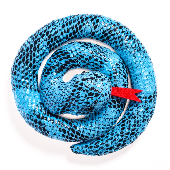 Новый год. Мягкая игрушка в шоубоксе &laquo;Змея&raquo;