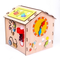 Бизиборд &laquo;Играйка&raquo;