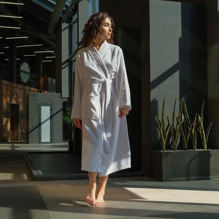 Халат махровый LoveLife Халат махровый LoveLife "Royal" цвет белый размер 50-52 (L) 100% хлопок, 330 гр/м2