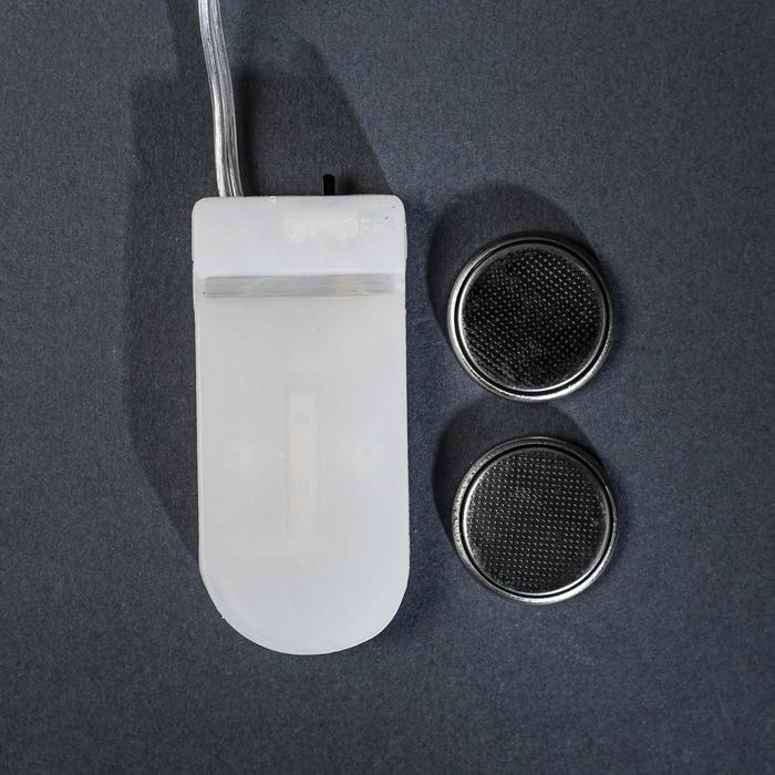 Гирлянда &laquo;Нить&raquo; 5 м роса, IP20, серебристая нить, 50 LED, батарейки CR2032х2 (в комплекте), свечение красное