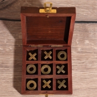 Настольная игра "Крестики-нолики" 10х10 см, дерево шишам, латунь