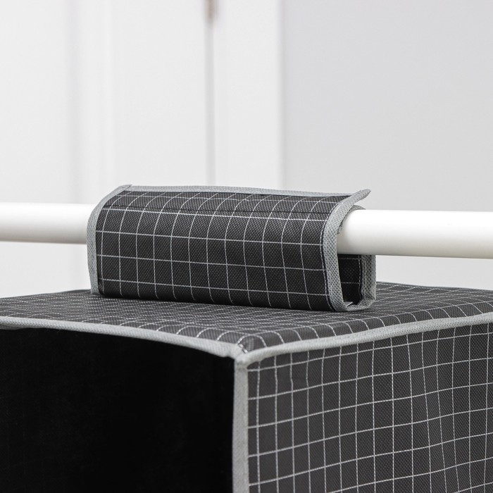 Органайзер подвесной Доляна &laquo;Кло&raquo;, 4 отделения, 30&times;30&times;80 см, цвет чёрный