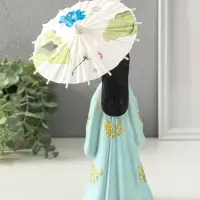 Сувенир полистоун "Девочка в кимоно с зонтиком" голубой 12х13,8х25 см