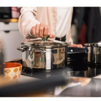 Кастрюля с крышкой Cook Eat 24 см, подходит для индукции