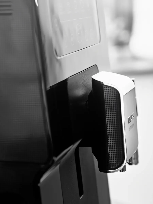 Автоматическая кофемашина Intuition Essential EA870810