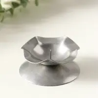 Подсвечник "Кувшинка Н" металл 7,3х3,5 см, серебро