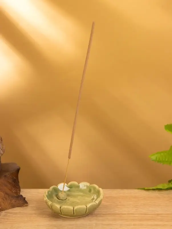 Подставка под благовония "Растение" керамика, цв. зелёный, 8х8х2 см