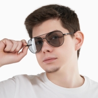 Очки солнцезащитные фотохромные, uv 400, дужка 14.3 см, ширина 13.7 см, линза 5.3 х 5.7 см    107979