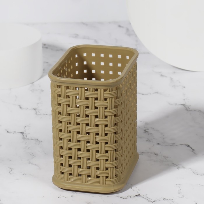 Органайзер - подставка для хранения маникюрных/косметических принадлежностей, 10 × 7 × 11 см, цвет МИКС Органайзер - подставка для хранения маникюрных/косметических принадлежностей, 10 × 7 × 11 см, цвет МИКС