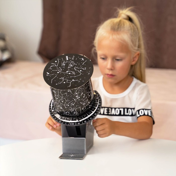 Набор для опытов &laquo;Небесный атлас&raquo;, работает от батареек