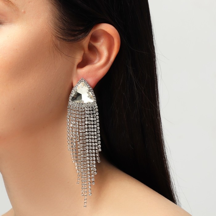 Серьги висячие со стразами «Грация» крупный треугольник, цвет белый в серебре, 11 см Серьги висячие со стразами «Грация» крупный треугольник, цвет белый в серебре, 11 см