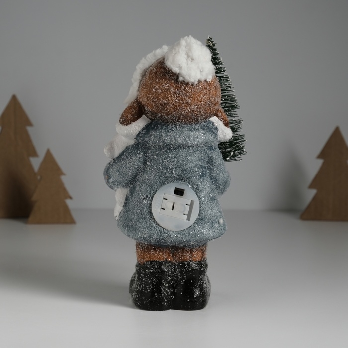 Сувенир керамика свет "Малыш в сером пальто, с ёлочкой и медведем" 10,5х8,5х19 см