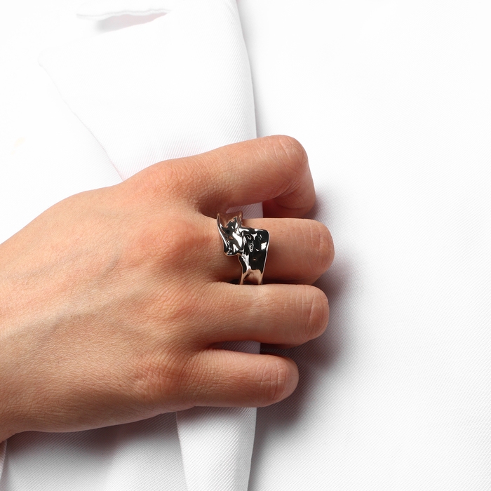 Кольцо металл «Тренд» мятое, широкое, цвет серебро, безразмерное Кольцо металл «Тренд» мятое, широкое, цвет серебро, безразмерное