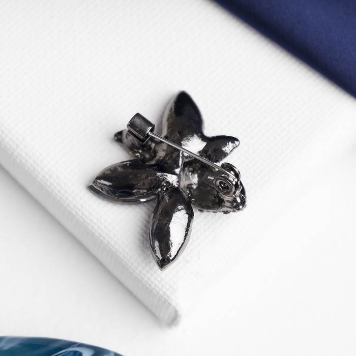 Брошь &laquo;Цветок&raquo; морская звезда, цветная в сером металле