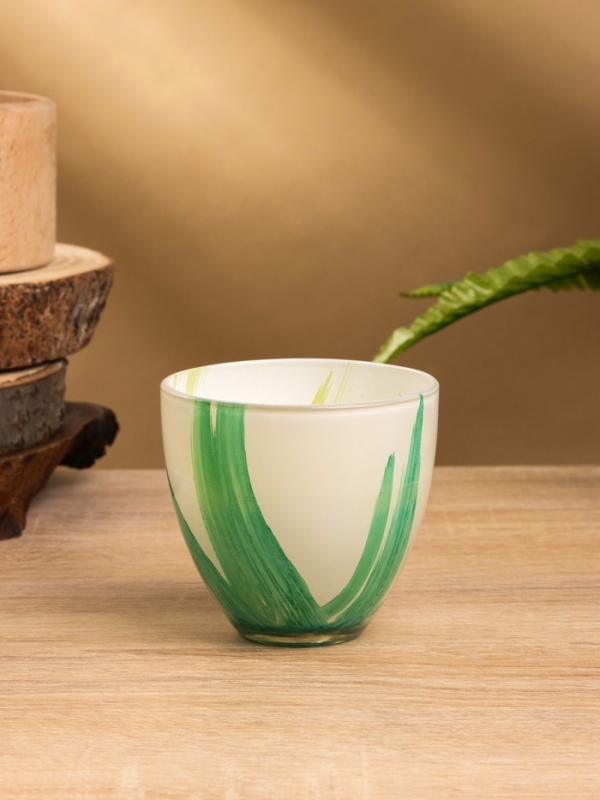 Свеча ароматическая в стеклянном подсвечнике 85 гр, чёрный бергамот