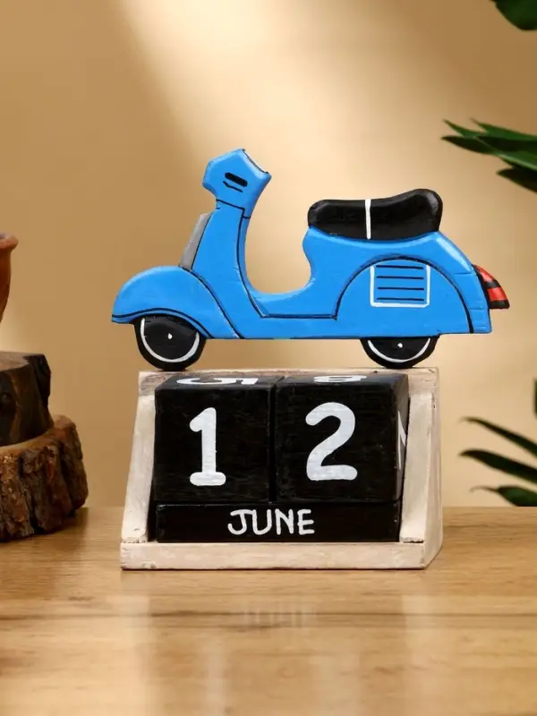 Календарь настольный &laquo;Мопед&raquo;, 14&times;5.5&times;14 см, дерево, синий