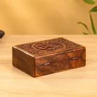 Шкатулка резная "Ом" 18х13х6 см, дерево шишам