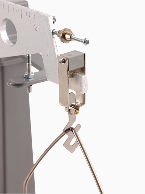 Весы лабораторные, с набором гирь 200 г.