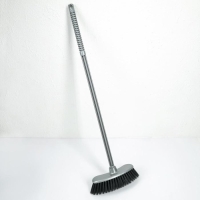 Щётка для пола жесткая &laquo;Комфорт&raquo; с черенком, МИКС
