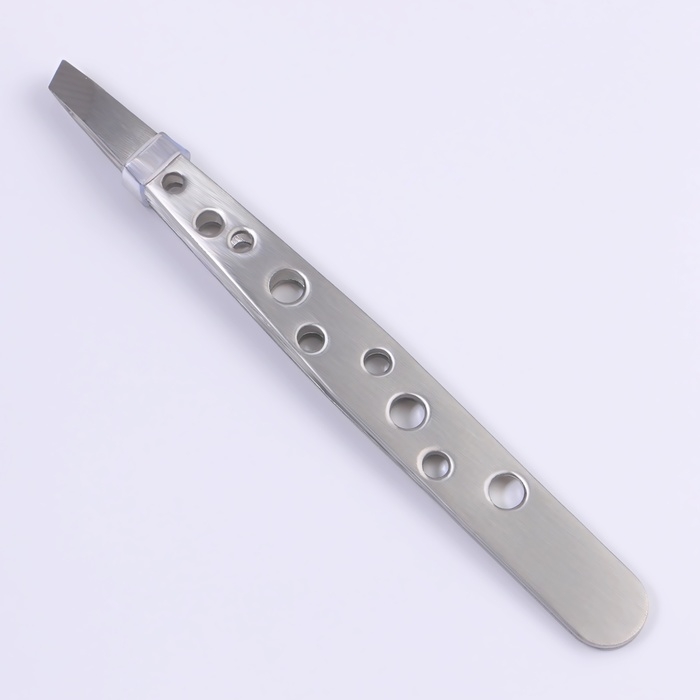 Пинцет скошенный, широкий, 9,5 см, цвет серебристый Пинцет скошенный, широкий, 9,5 см, цвет серебристый