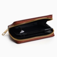 Значок &laquo;Лягушонок&raquo; с магнитофоном, цвет зелёный