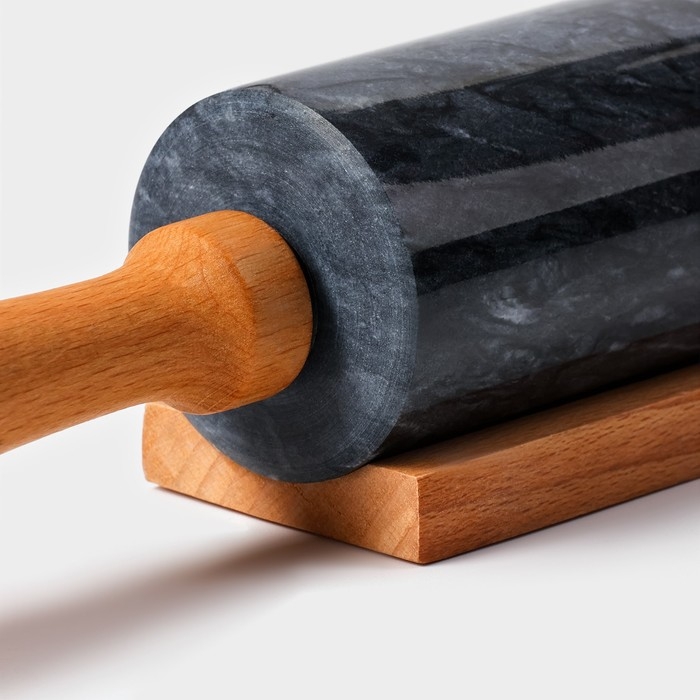 Скалка из мрамора Magistro, с подставкой, 45&times;5 см, цвет чёрный