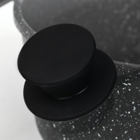 Крышка из жаропрочного стекла Magistro, со сливом, с силиконовым ободком и ручкой, d= 26 см