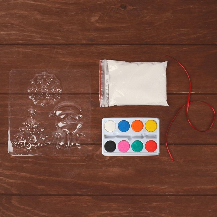 Набор для творчества &laquo;Новогодние игрушки из гипса&raquo; (ёлочка+дед мороз+снежинка)