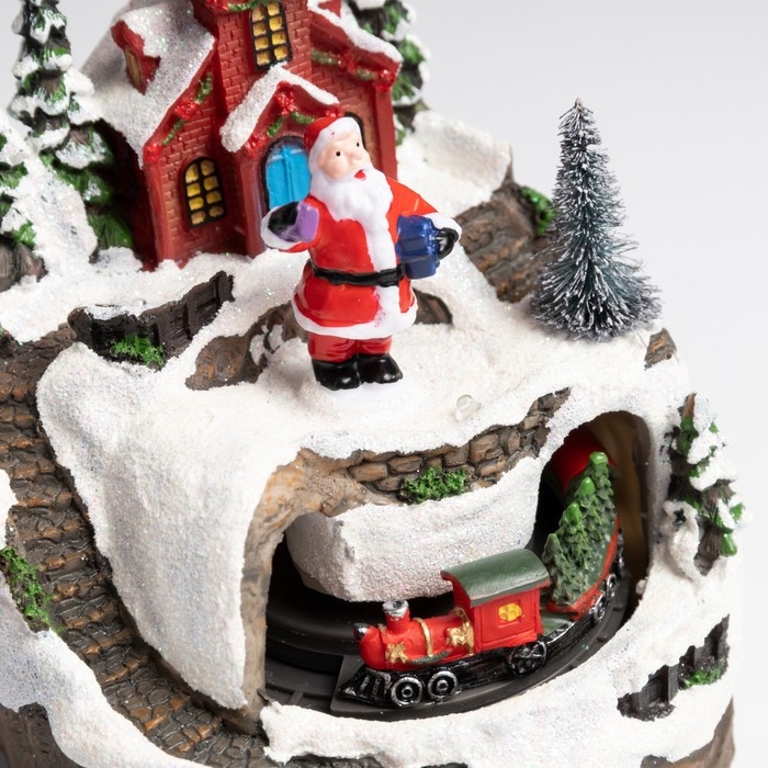 Светодиодная фигура &laquo;Поезд и Дед Мороз&raquo; 16 &times; 10 &times; 12 см, полистоун, батарейки АААх2 (не в комплекте), USB, свечение тёплое белое