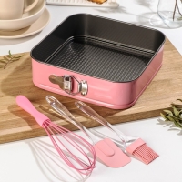 Набор для выпечки Доляна, 4 предмета: форма разъёмная &laquo;Элин. Квадрат&raquo;, кисточка, лопатка, венчик, цвет розовый