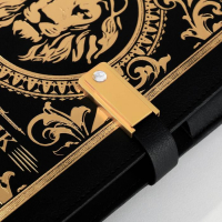 Ежедневник со встроенным зарядным устройством 8000 мАh и флешкой 16 ГБ &laquo;Лев&raquo;, 17,5 х 23,5 см