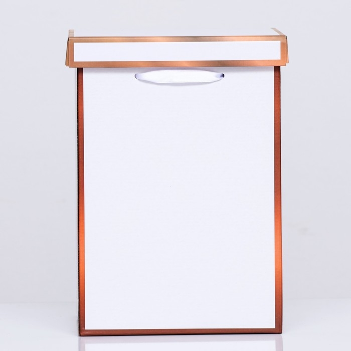 Коробка складная, золотая, 17 х 25 см