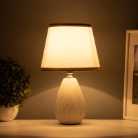 Лампа настольная "Нежность" 1х40Вт Е14 белый/золото 20х20х34см