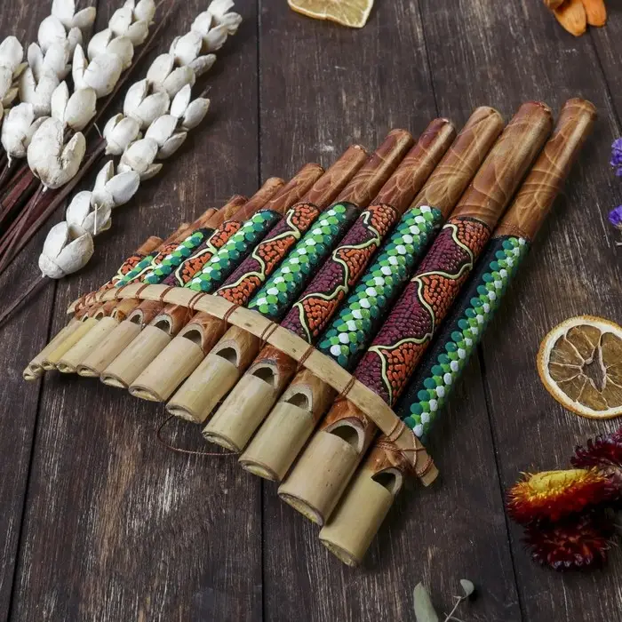 Сувенирный музыкальный инструмент "Флейта" 30х5х18 см МИКС