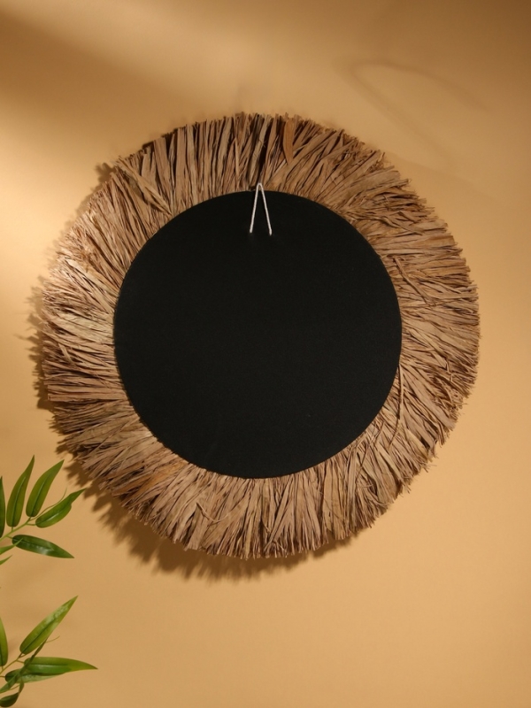 Зеркало настенное 60 см (декорировано ракушкой и бисером) Зеркало настенное 60 см (декорировано ракушкой и бисером)