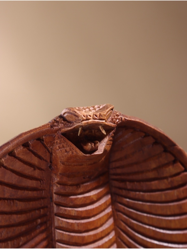 Сувенир "Кобра" дерево суар, 14х8х26 см