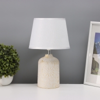 Лампа настольная "Цветочное поле" 1х40Вт Е14 белый/золото 20х20х34см Лампа настольная "Цветочное поле" 1х40Вт Е14 белый/золото 20х20х34см