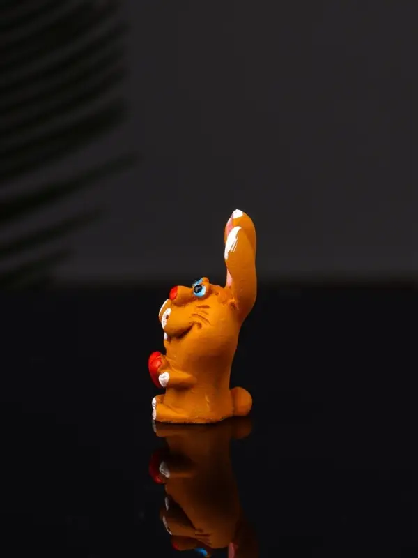 Фигура "Зайчик с сердцем" 3.5х1.8х1.7 см