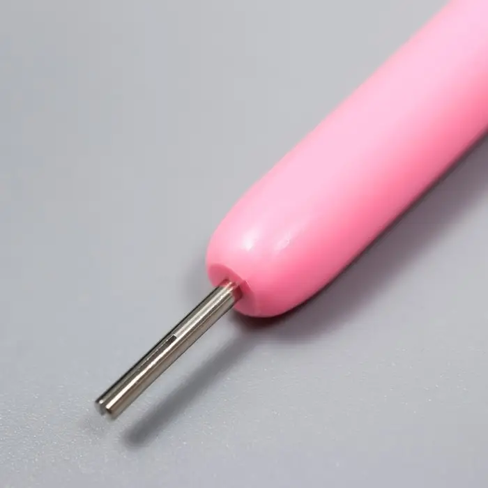 Инструмент для квиллинга с пластиковой ручкой разрез 0,5 см длина 10,5 см МИКС