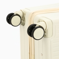 Чемодан 24", PС, 42*27*66, отд на молнии, код замок, 4 колеса, белый