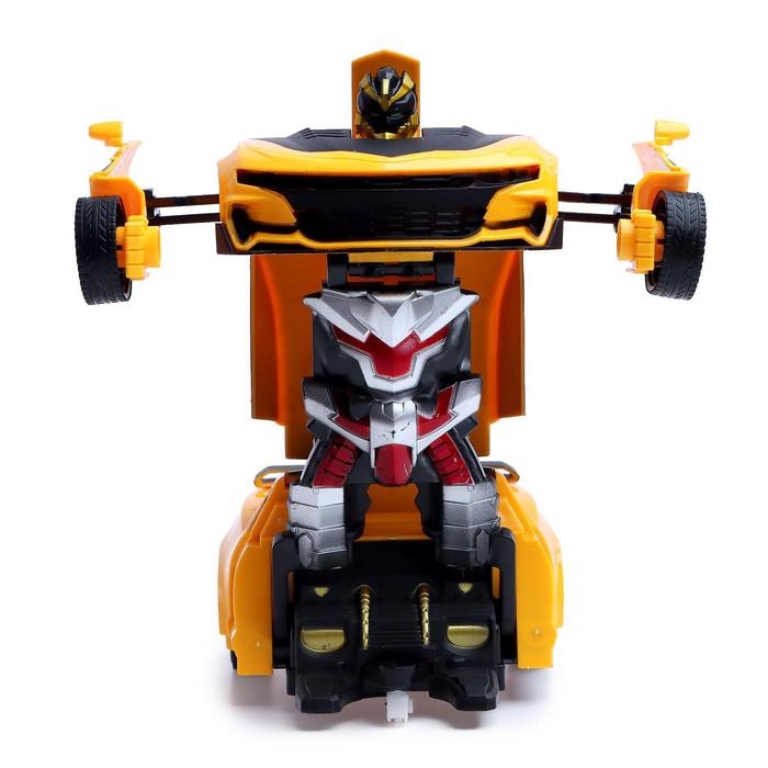 Робот радиоуправляемый &laquo;Автобот&raquo;, трансформируется, световые и звуковые эффекты