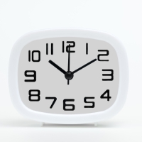 Будильник, дискретный ход, 10 х 8 х 4 см, белый