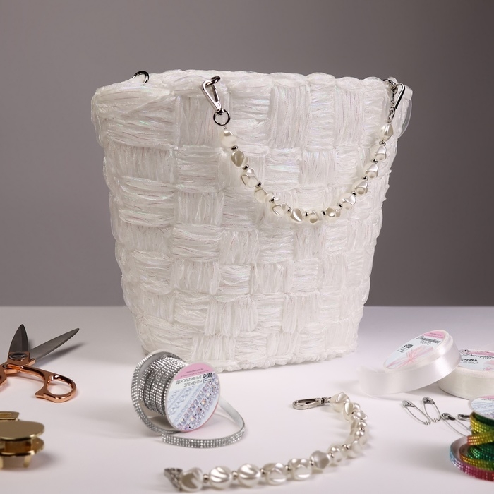 Канва-основа для вышивания корзины, пластиковая, 40,5 × 26,5 × 29 см, 20 × 12,5 см, цвет белый Канва-основа для вышивания корзины, пластиковая, 40,5 × 26,5 × 29 см, 20 × 12,5 см, цвет белый