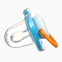 Набор: Соска - пустышка с держателем &laquo;Пингвин&raquo;, анатомическая +6 мес, цвет голубой