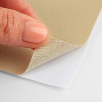 Искусственная кожа, с клеевой основой, 137 &times; 50 см, 0,5 мм, цвет молочный