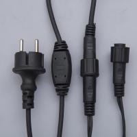 Гирлянда &laquo;Бахрома&raquo; 3 &times; 0.6 м, IP44, УМС, тёмная нить, 160 LED, свечение фиолетовое, 220 В