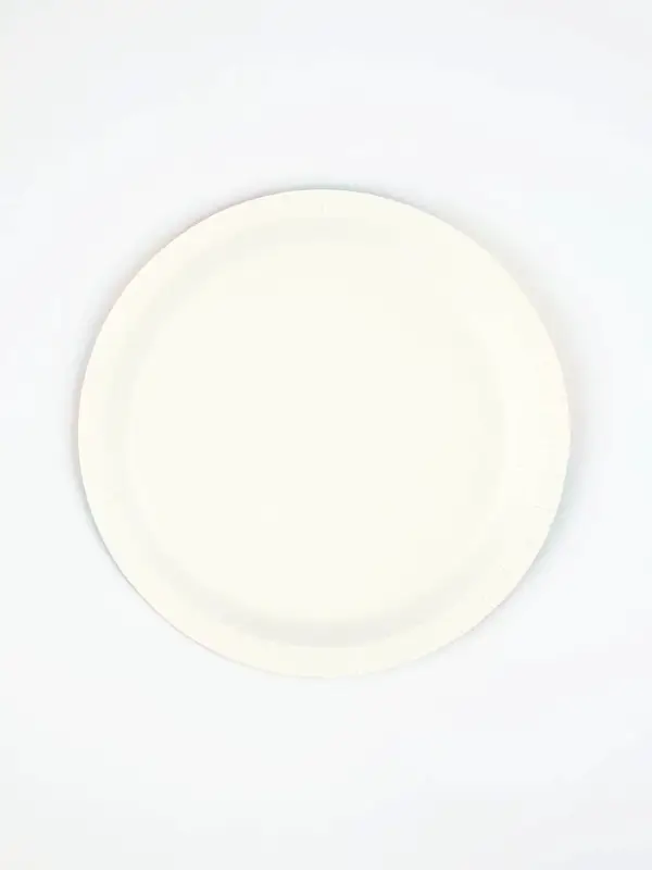 Тарелка бумажная "Три лошадки" , красная 18 см