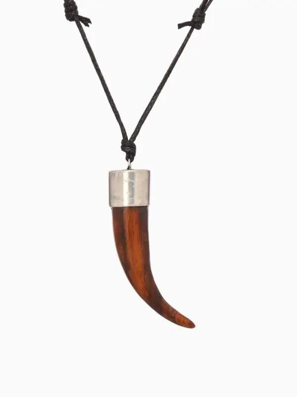 Украшение "Клык" дерево соно