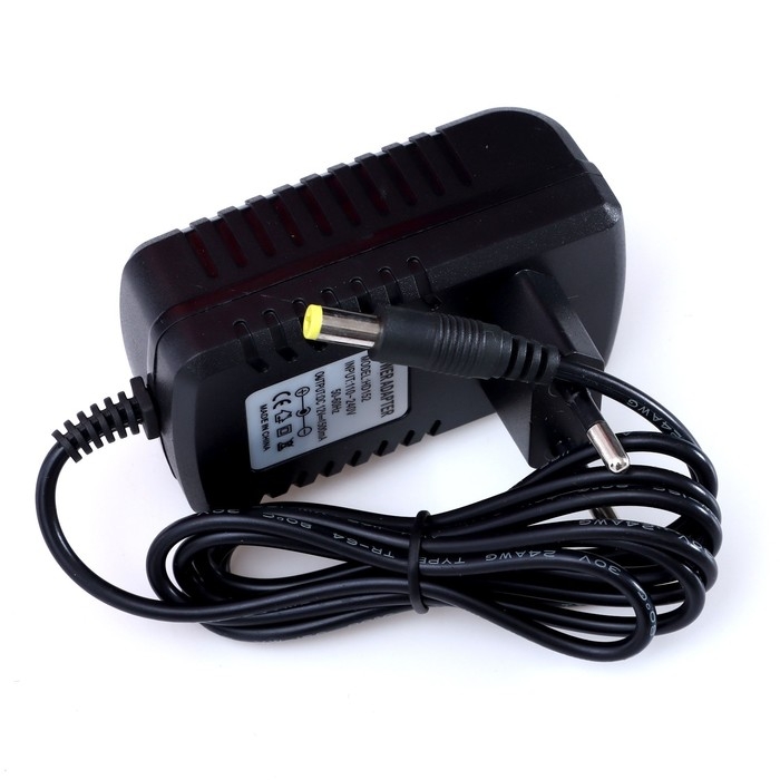 Электромобиль &laquo;Ретро&raquo;, с подставкой для родителя, цвет красный глянец