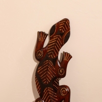 Панно дерево "Геккон" 50х13х1 см